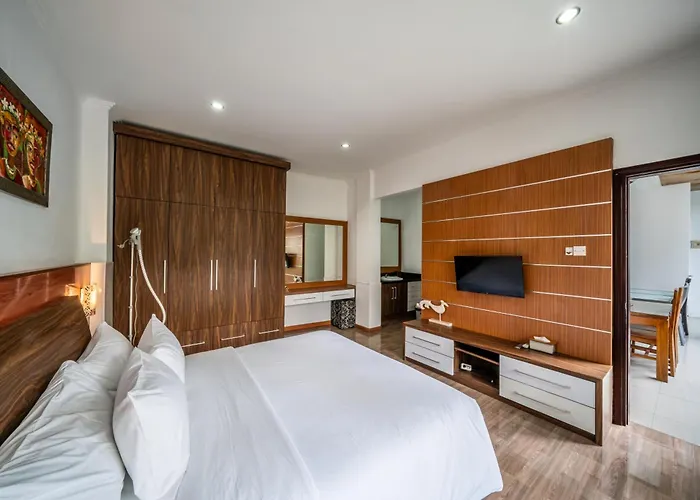 Villa Peaceful 4brvilla Near & Attraction Seminyak