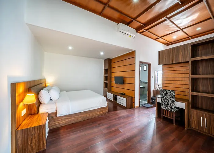 Peaceful 4brvilla Near & Attraction Seminyak